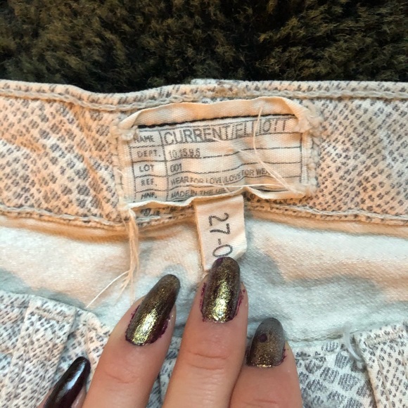 Current Elliot | Python Print - Picture 4 of 5